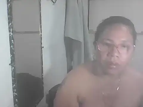 Snapshot of hotwet_mama4uxx chatting on January 8, 2025, 7:13 pm hotwet mama4uxx online show from January 8, 2025, 7:13 pm