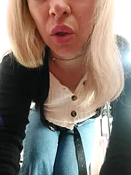 cositarica2555 online show from April 11, 2026, 11:14 am