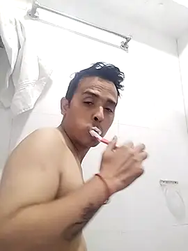 Saalu2003 online show from February 17, 2025, 10:40 am