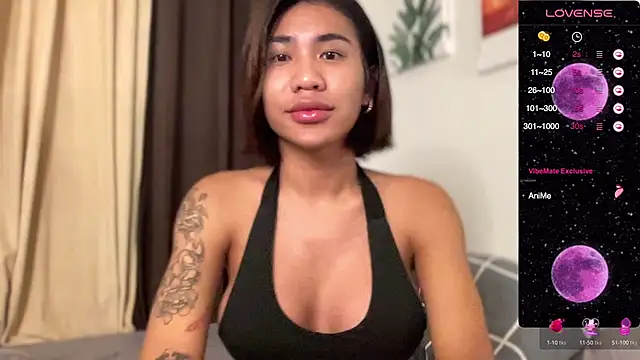 Snapshot of Alaia_Pope chatting on January 5, 2025, 11:33 pm Alaia Pope online show from January 5, 2025, 11:33 pm