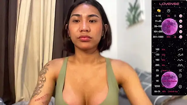 Snapshot of Alaia_Pope chatting on January 6, 2025, 11:52 pm Alaia Pope online show from January 6, 2025, 11:52 pm