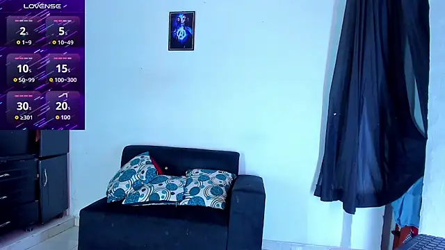 Snapshot of BritannyLord chatting on February 19, 2026, 9:33 pm BritannyLord online show from February 19, 2026, 9:33 pm