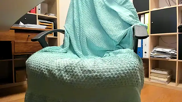 leccaleccafiga online show from February 6, 2026, 10:02 pm