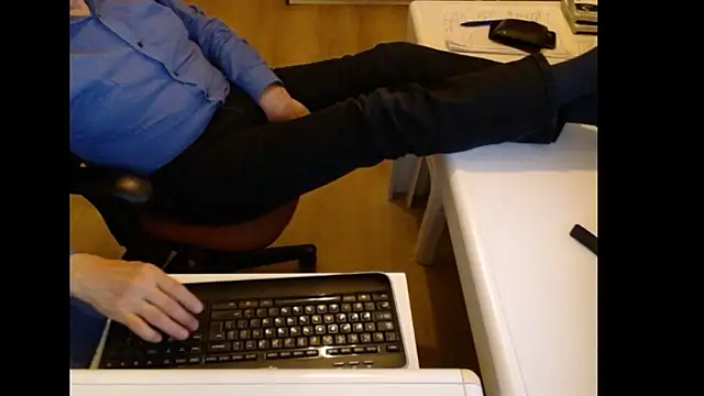 dutchpornking online show from February 9, 2026, 8:02 pm