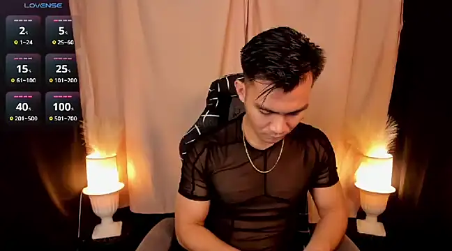 000batman000 online show from February 4, 2025, 1:27 pm