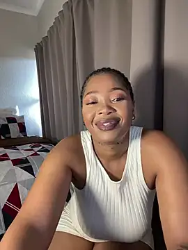 cherrybabe76 online show from January 12, 2025, 1:37 pm