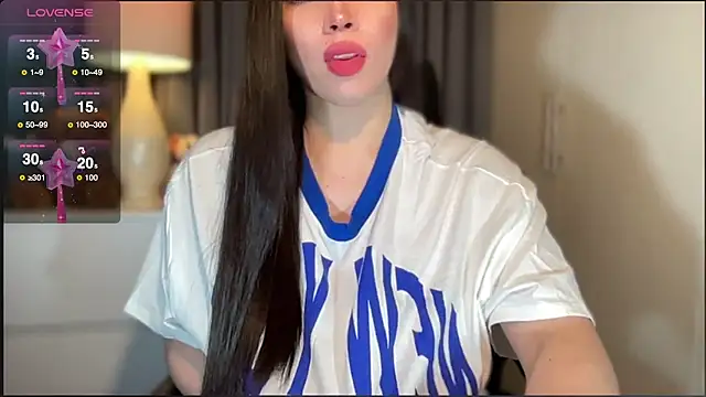 Snapshot of MISSANACONDA chatting on October 3, 2025, 10:45 am MISSANACONDA online show from October 3, 2025, 10:45 am