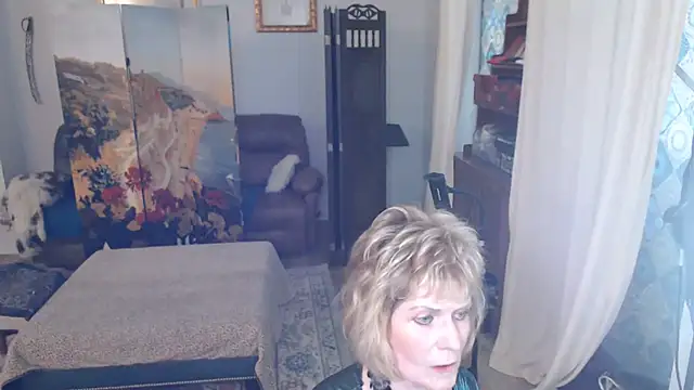 SindeeDix online show from June 1, 2026, 1:35 pm