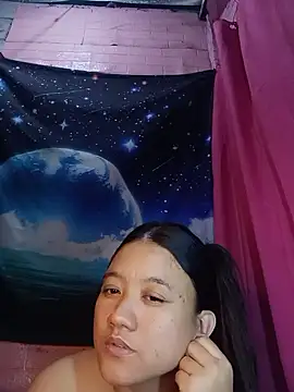 Urchanel online show from August 9, 2026, 3:34 am