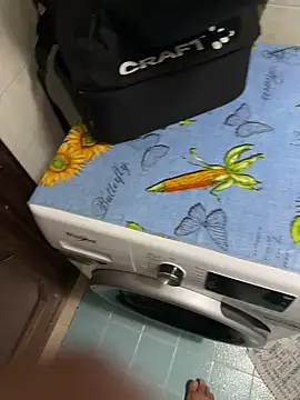 samuchoco21 online show from February 25, 2025, 11:41 am