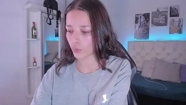 Snapshot of Amaia_Daniells chatting on January 24, 2025, 7:19 am Amaia Daniells online show from January 24, 2025, 7:19 am