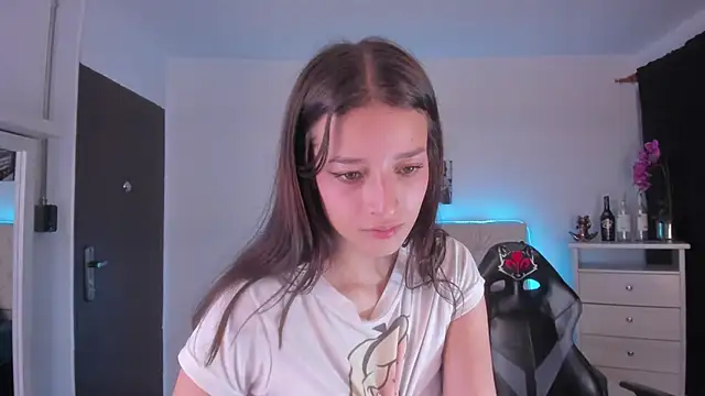 Snapshot of Amaia_Daniells chatting on January 28, 2025, 7:22 am Amaia Daniells online show from January 28, 2025, 7:22 am