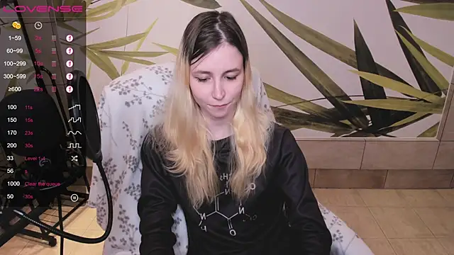 Snapshot of fleximona chatting on January 26, 2025, 12:43 pm fleximona online show from January 26, 2025, 12:43 pm