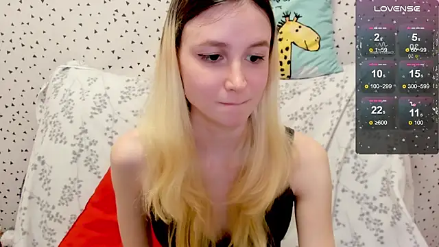 Snapshot of fleximona chatting on March 6, 2025, 1:35 pm fleximona online show from March 6, 2025, 1:35 pm