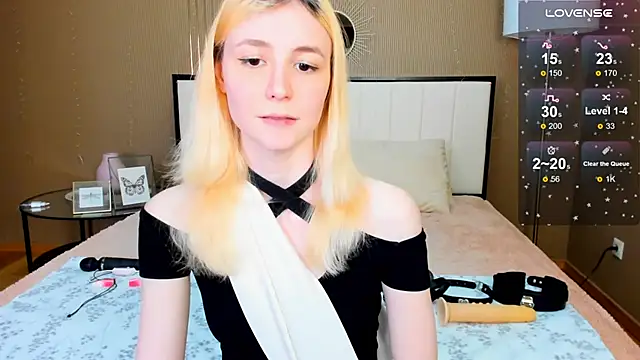 Snapshot of fleximona chatting on October 11, 2025, 10:36 am fleximona online show from October 11, 2025, 10:36 am