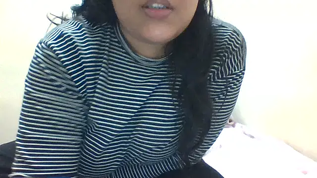 Snapshot of Annerae chatting on January 16, 2025, 4:39 pm Annerae online show from January 16, 2025, 4:39 pm