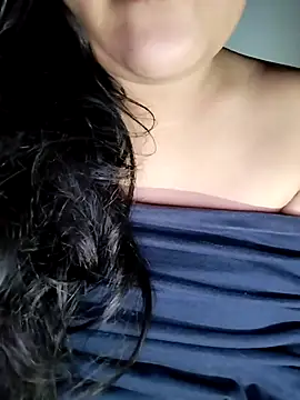 Snapshot of Annerae chatting on September 25, 2025, 5:27 pm Annerae online show from September 25, 2025, 5:27 pm