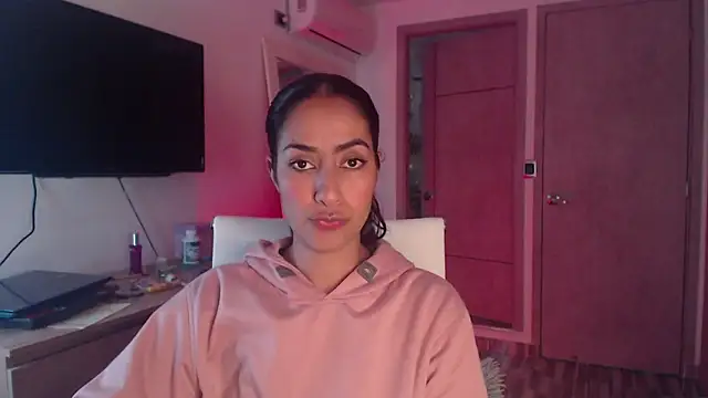 Snapshot of Brown_skin11 chatting on September 30, 2025, 9:09 pm Brown skin11 online show from September 30, 2025, 9:09 pm