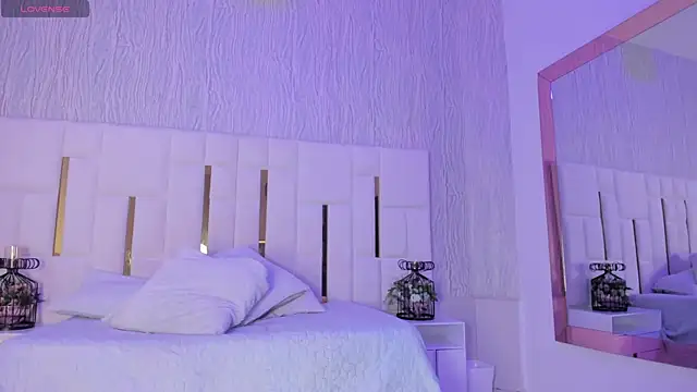 Meghan stonne  online show from September 13, 2025, 7:13 pm