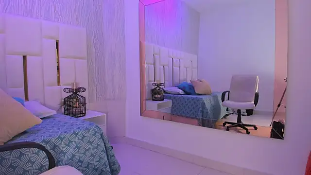 Meghan stonne  online show from February 8, 2026, 7:17 pm