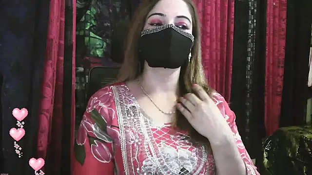 Cute Sonii online show from September 18, 2025, 9:44 am