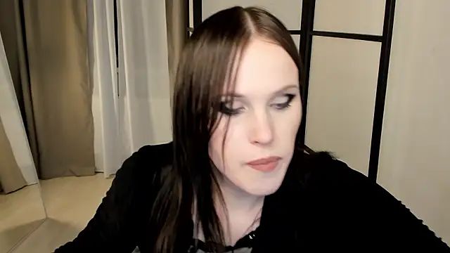 EffieMinki online show from February 7, 2026, 9:40 pm