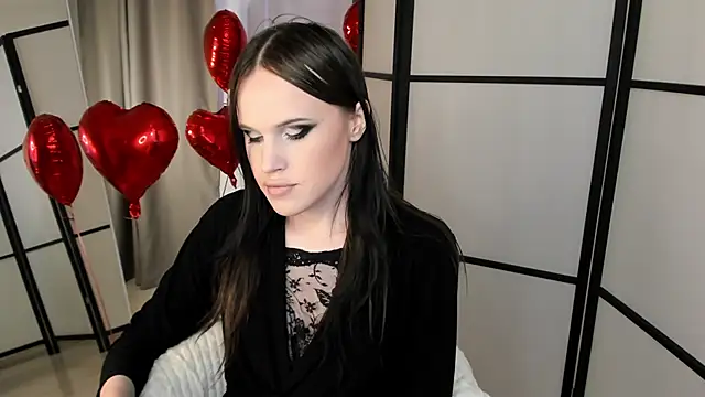 EffieMinki online show from February 10, 2026, 11:47 am