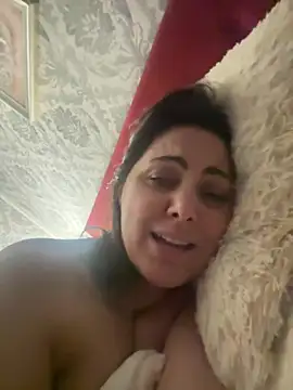 Emma roqueen online show from June 24, 2026, 10:09 pm