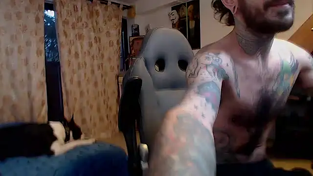 Snapshot of harry_reems1 chatting on December 12, 2024, 10:52 pm harry reems1 online show from December 12, 2024, 10:52 pm