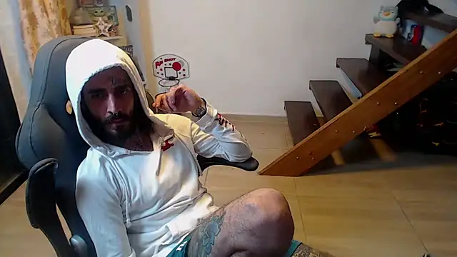 Snapshot of harry_reems1 chatting on January 2, 2025, 11:38 pm harry reems1 online show from January 2, 2025, 11:38 pm