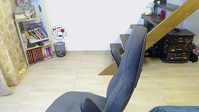 Snapshot of harry_reems1 chatting on January 10, 2025, 9:34 am harry reems1 online show from January 10, 2025, 9:34 am