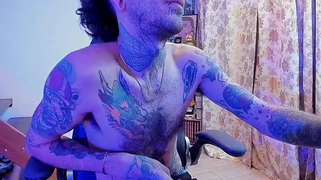 Snapshot of harry_reems1 chatting on February 19, 2025, 7:28 am harry reems1 online show from February 19, 2025, 7:28 am