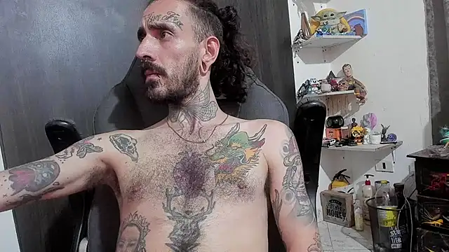 Snapshot of harry_reems1 chatting on November 6, 2025, 4:57 am harry reems1 online show from November 6, 2025, 4:57 am