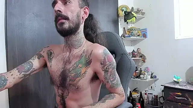 Snapshot of harry_reems1 chatting on November 16, 2025, 9:42 pm harry reems1 online show from November 16, 2025, 9:42 pm