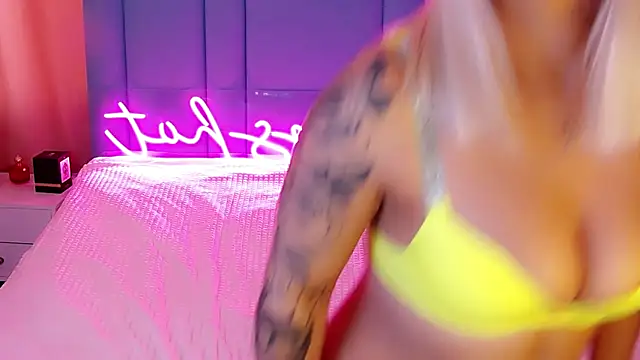 AllwaysHotJ online show from December 2, 2024, 6:41 am