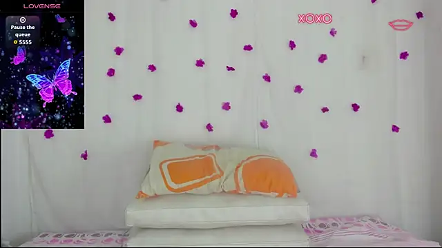 moana taylor online show from November 22, 2025, 11:42 am