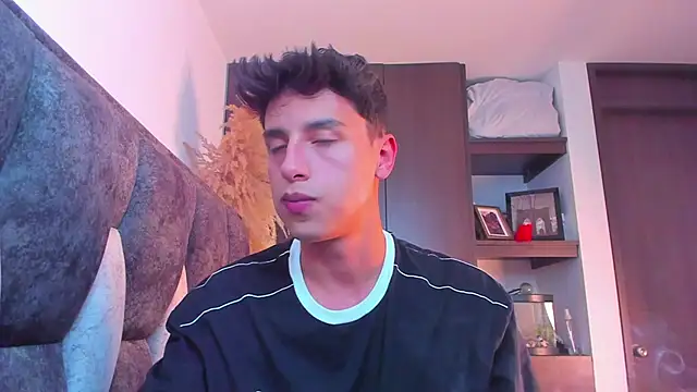 I Gabriel online show from January 4, 2025, 1:42 am