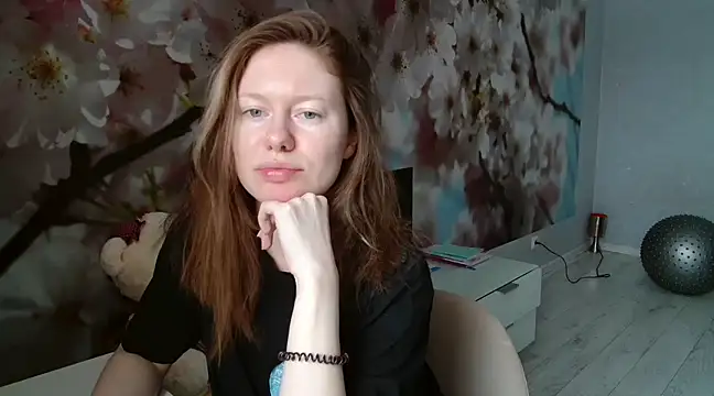 ConnieDaw online show from January 29, 2025, 5:19 am