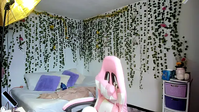 violeta milleer online show from February 16, 2026, 6:15 pm