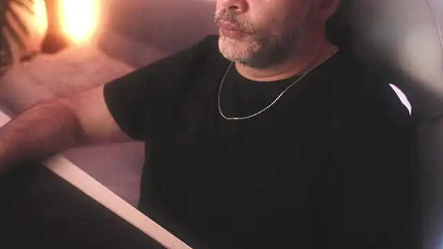 Sanders White online show from March 3, 2025, 9:33 am