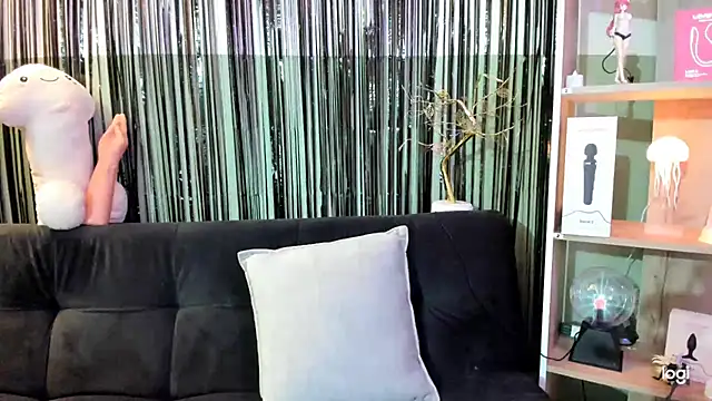 Snapshot of lilly_sweett chatting on March 14, 2026, 11:54 pm lilly sweett online show from March 14, 2026, 11:54 pm