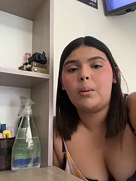 Lia sexx online show from March 28, 2026, 7:02 pm