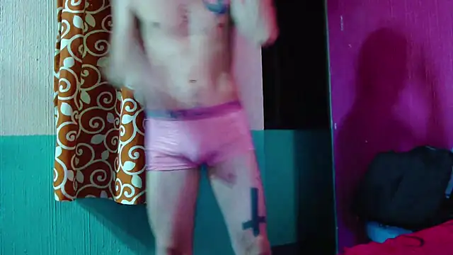 Snapshot of Latinopervs chatting on March 28, 2026, 10:37 am Latinopervs online show from March 28, 2026, 10:37 am