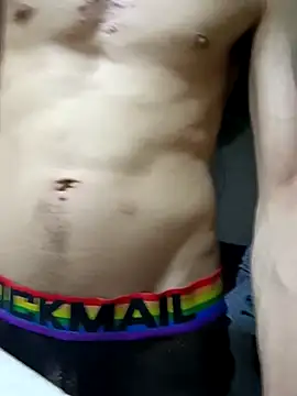 Snapshot of Latinopervs chatting on April 12, 2026, 7:24 am Latinopervs online show from April 12, 2026, 7:24 am