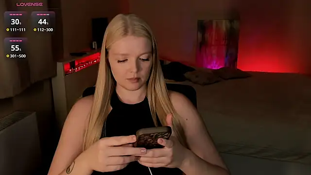 Snapshot of Ssweet_annie chatting on April 26, 2026, 5:21 pm Ssweet annie online show from April 26, 2026, 5:21 pm