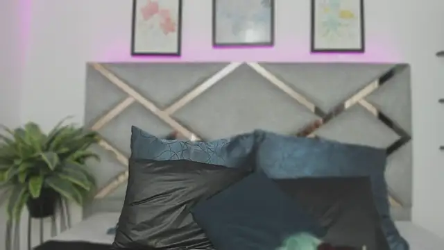 Keidy rose online show from December 15, 2025, 7:07 pm