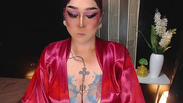 Transdomts4u online show from April 25, 2026, 1:25 pm