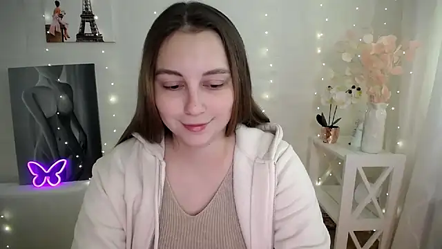 Snapshot of SweetPrincess_ chatting on April 27, 2026, 5:27 am SweetPrincess online show from April 27, 2026, 5:27 am