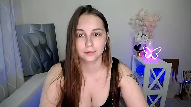 Snapshot of SweetPrincess_ chatting on May 17, 2026, 5:27 am SweetPrincess online show from May 17, 2026, 5:27 am