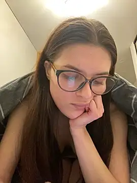 little belucci online show from January 26, 2025, 5:34 pm